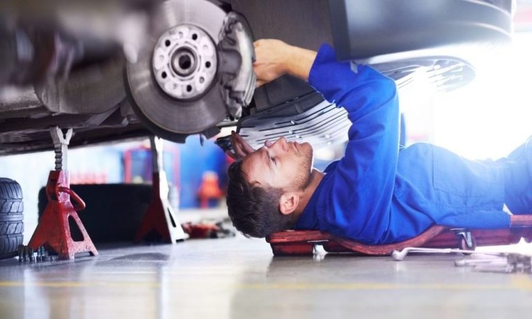 Car fuel filler neck degradation and material fatigue signs - Top Car ...